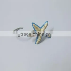 Seashell Decoration Metal Curtain Hooks With Resin thumbnail-1