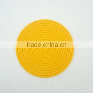 FDA 2017 New Silicone Round Shaped Cup Mat thumbnail-1