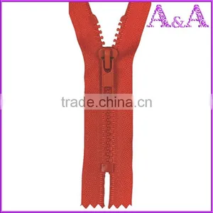 Hot-selling #5 Strong Plastic Zipper With Strong Teeth With Different Color,size,plastic Zipper Bags or Zip thumbnail-3