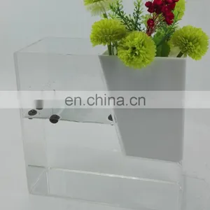 Factory Supply Custom Design Decoration Gift Flower Display Acrylic Vase thumbnail-1