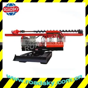 Hydraulic Crawler Auger Drill Rig For Solar Yard thumbnail-1