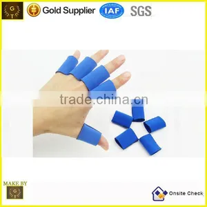 Sports Finger Protector for Man thumbnail-2