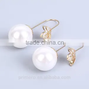 New Pentagram Temperament Hook Natural Pearl Zircon Stud Earrings thumbnail-5
