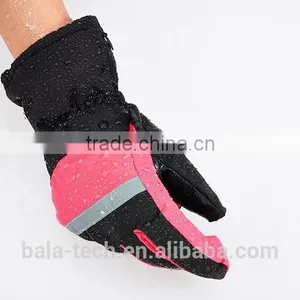 Hot Sale Portable Manufacturer/Wholesale/Promotion Electric Heated Gloves for Sports,Winter Pro Sporting Gloves thumbnail-4