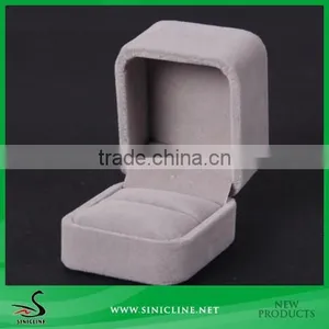 Sinicline Custom Gold Printed Book-shaped Gift Box thumbnail-4