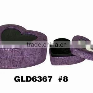 Faux Leather Jewelry Box With Foam Insert Ring Set With Mirror thumbnail-4