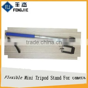 Hot Selling Selfie Stick thumbnail-4