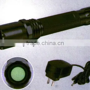 LED Aluminum Flashlight thumbnail-1