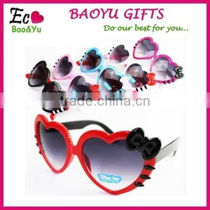 2015 New Style Heart-shaped Glasses Kids Sun Glasses Fashionable Glasses Plastic Sunglasses thumbnail-1