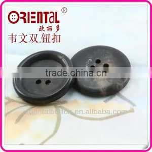 High Quality 4 Holes Natural Real Horn Button thumbnail-1