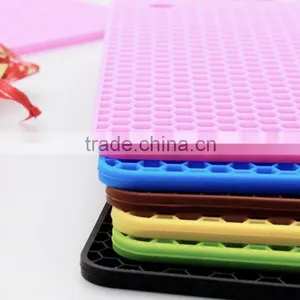 2015 Custom Honeycomb Shape Silicone Pads/kitchen Silicon Mats thumbnail-6
