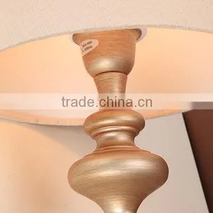 Small Iron Reading Lamp With Linen Shade thumbnail-3