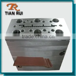 PVC/PE Plastic Wall Panel Extrusion Moulding thumbnail-2