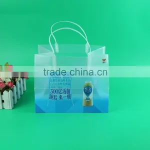 China Factory Recycable pp Material Drink Packaging Plastic Bag With Handle thumbnail-4
