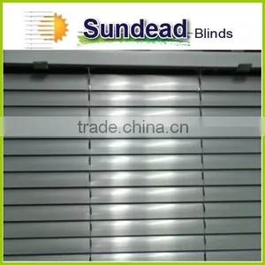 Superior Aluminum Venetian Blinds & Horizontal Blinds Office Curtains and Blinds Best Price Window Blinds With Fair Quality thumbnail-1