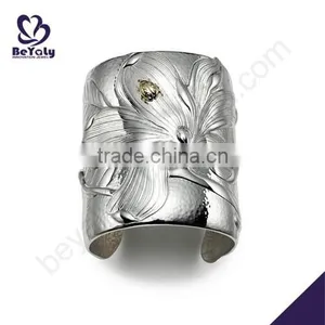 Wholesale Silver Exquisite Expandable Bangle thumbnail-1