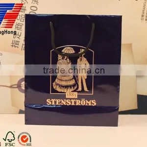 Good Quality Hot Stamping and Black Color Gift Packaging Paper Bag With Handles thumbnail-1