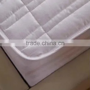 Quilted Waterproof Bed Bug Encasement thumbnail-4