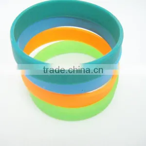 Wholesale Custom Logo Print Silicone Rubber Gps Children Bracelet thumbnail-1