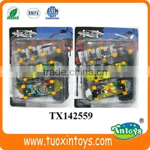 Mini Plastic Finger Skate Board Sport Game Toys thumbnail-1