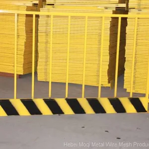 Road Isolation Guardrail Galvanized Fence Steel Road Barrier /Foundation Pit Guardrail for Warning thumbnail-3