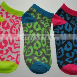 Lady Fluo Ankle Socks, Low Cut Socks, Leopard Dot Socks thumbnail-1