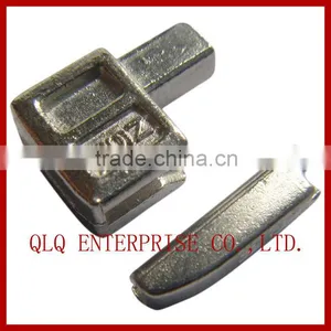 Metal Pin Badge Box for Nylon Zipper thumbnail-1