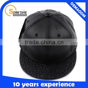 Wholesale Custom-made Leather 6 Panel Plain Snapback Cap thumbnail-3