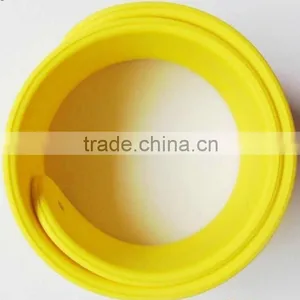 NEW Silicone Snap Slap On Rubber Slogan Bracelet Bangle thumbnail-1