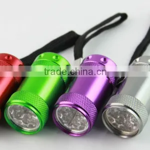 6 LED Mini Aluminum Flashlight thumbnail-1