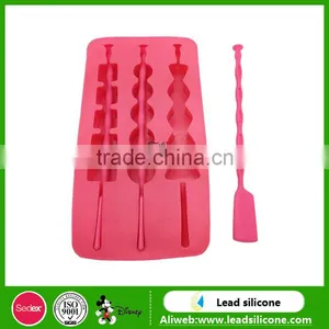Silicone Ice Cube Tray With Lid thumbnail-2
