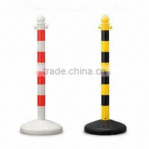 Yellow Water Filled Plastic Portable Traffic Road Barrier thumbnail-2