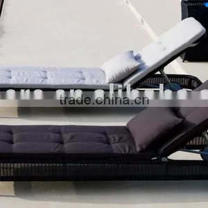 Rattan Chaise Lounge AK3054 Pool Use thumbnail-1