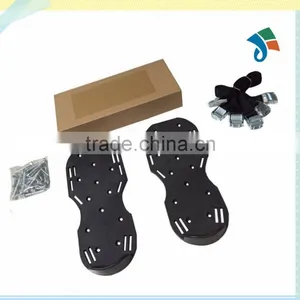Lawn Aerator Sandals / 3 Straps With Zinc Alloy Metal Buckles and Nails for Lawn Care Aerating Spikes Heavy Duty Spiked Shoes thumbnail-1
