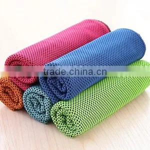 China Sport Sweat Absorbing Towel Custom Microfiber Gym Towel thumbnail-1