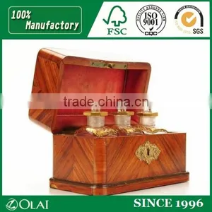 Century Gorgeous Wooden Box With 3 Perfume Bottles thumbnail-1