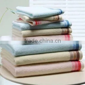 Fashionable Nice Color Cheap Towel Set thumbnail-1