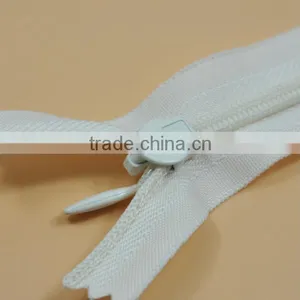 Closed End Auto Lock Invisible Zipper With White Tape thumbnail-3