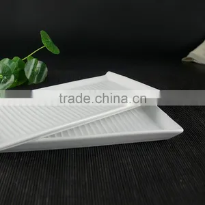 Hotel Rectangle Embossing White Ceramic Plate and Tray thumbnail-4