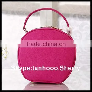 China Wholesale Shenzhen Leather Makeup/cosmetics Bag,travel Cosmetic Bag for Men,cosmetic Bag Manufacturers China thumbnail-3