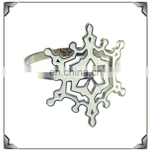 Hollow Snowflake Shaped Napkin Ring Wholesale thumbnail-1