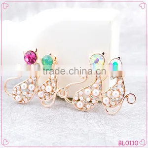 Alloy Brooch Rhinestone Brooch Lovely Double Cat Brooch Pearl Brooch thumbnail-1