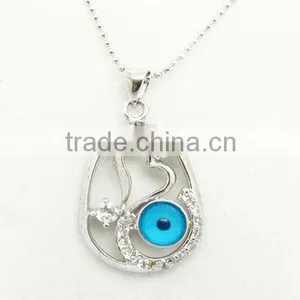 Alien Eye Pendant thumbnail-1