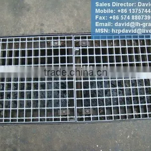 Galvanized Trench Floor Grating thumbnail-3