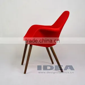 Replica Eero Saarinen Organic Chair - Red Fabric thumbnail-3