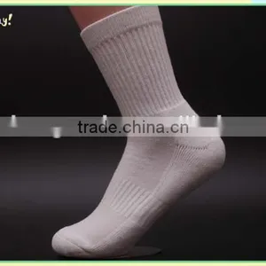 China Socks Factory Custom White Tube Socks Unisex Cheap White Socks thumbnail-1