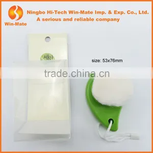 2015 Best Selling Plastic Green Handle Face Cleaning Non-electric Facial Brush thumbnail-1
