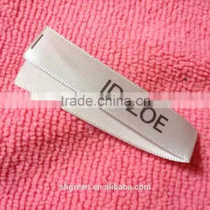Custom Soft Center Fold Satin Printing Label thumbnail-1