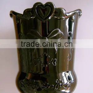 Container for Make up Tool thumbnail-1