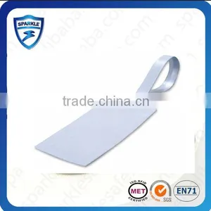 ISO18000-6C / EPC GEN 2 UHF RFID Jewelry Tag thumbnail-1